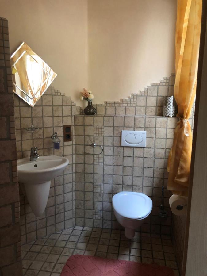 Ferienwohnung Am Nurburgring Welcherath Esterno foto